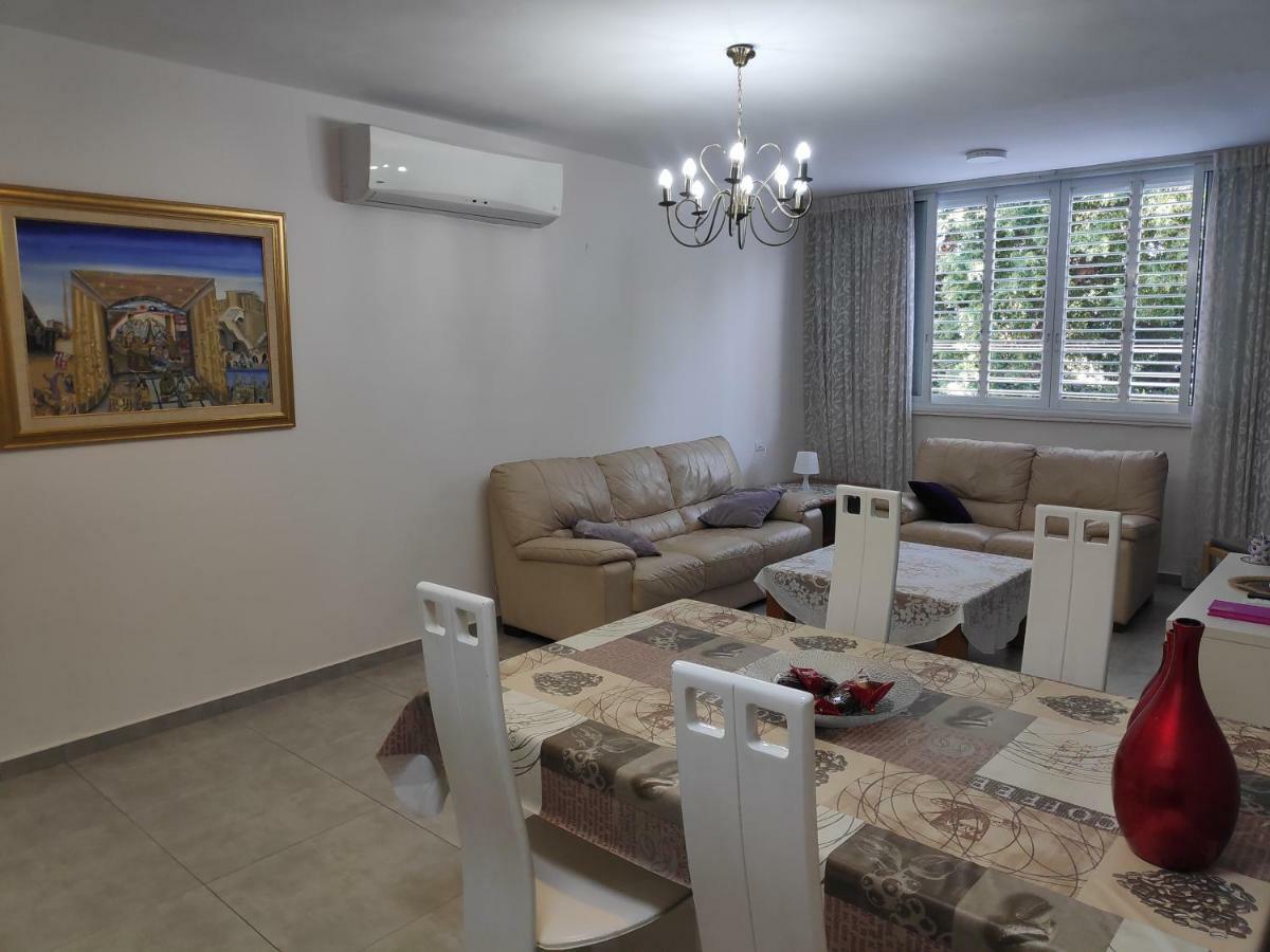 Herzliya Center Apartments Exteriör bild