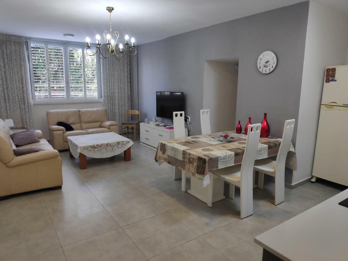 Herzliya Center Apartments Exteriör bild